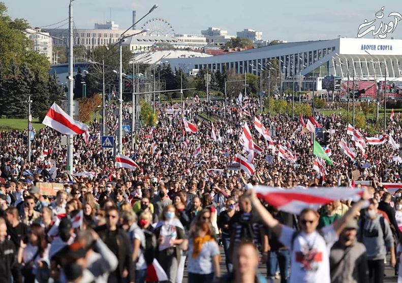 پلیس برای استفاده از سلاح مرگبار علیه مردم بلاروس مجوز گرفته است